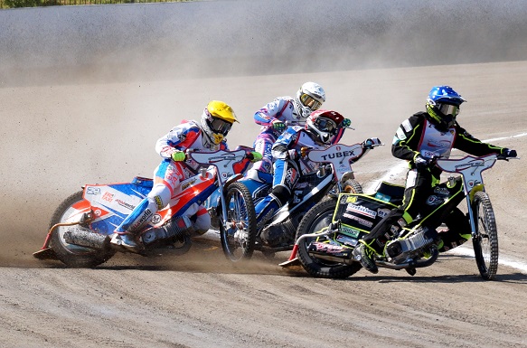 Hviezdy sa v Žarnovici predviedli v plnej veľkosti Hviezdy sa v Žarnovici predviedli v plnej veľkosti