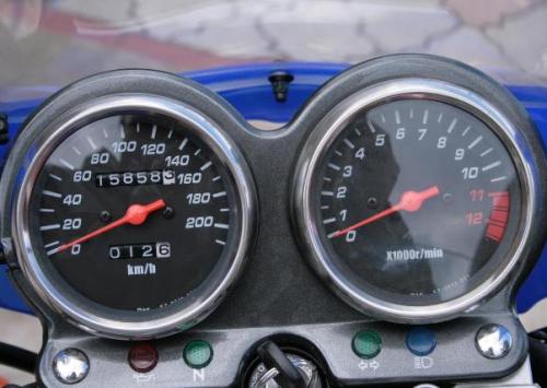 Tacho pred zazimovaním Tacho pred zazimovaním