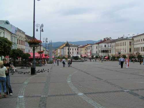 Námestie SNP v Banskej Bystrici Námestie SNP v Banskej Bystrici