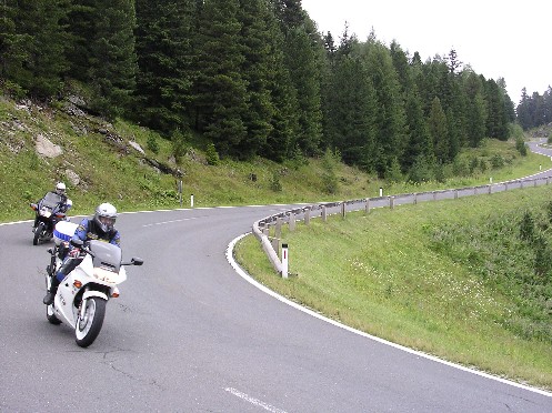 Svižné klesanie z Turracher Höhe na juh Svižné klesanie z Turracher Höhe na juh