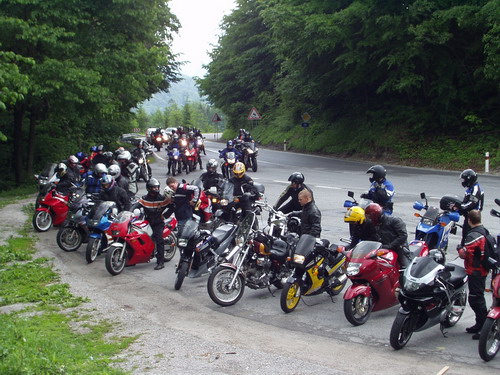 Bolo nás do stovky Bolo nás do stovky